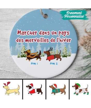 Marcher dans un pays - Amoureux des chiens, Teckel - Ornement de Noël personnalisé - 0024O010C de la marque