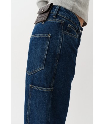 Salma Jeans — Indigo Blue rembourrage situé sous