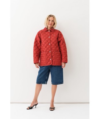 Aiden Jacket — Ruby Red rembourrage situé sous