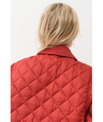 Aiden Jacket — Ruby Red rembourrage situé sous