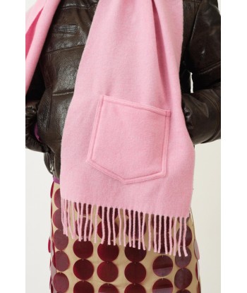 Schatter Scarf — Baby Pink d'Europe débarque