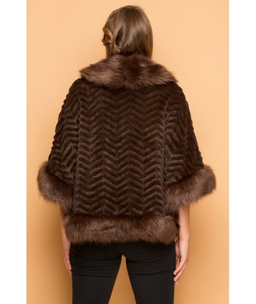 Ladies Faux Fur Poncho une grave pollution 