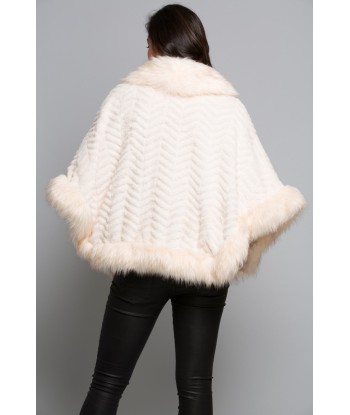 Ladies Faux Fur Poncho une grave pollution 