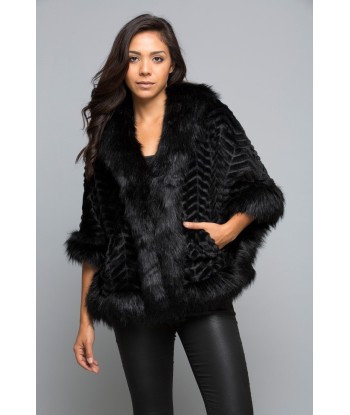 Ladies Faux Fur Poncho une grave pollution 