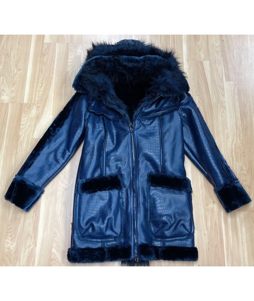 3/4 Faux Shearling with Detachable Hood Comparez plus de prix