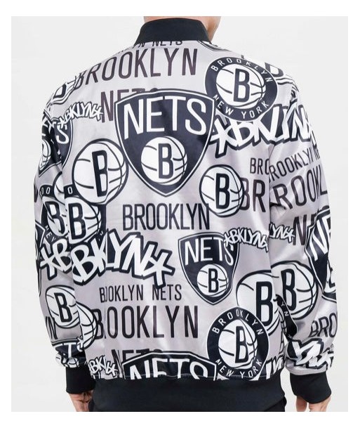 Pro standard Brooklyn Nets Collage Satin Jacket soldes